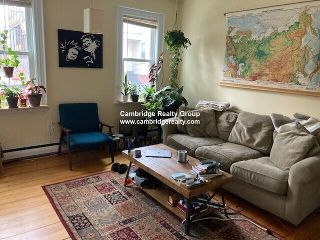 6 Skehan St in Somerville, MA - Foto de edificio - Building Photo