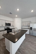 6059 Canyon Dawn Dr in Spring, TX - Building Photo - Building Photo