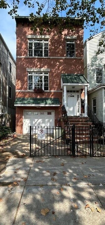 34 VAN NOSTRAND Ave in Jersey City, NJ - Building Photo