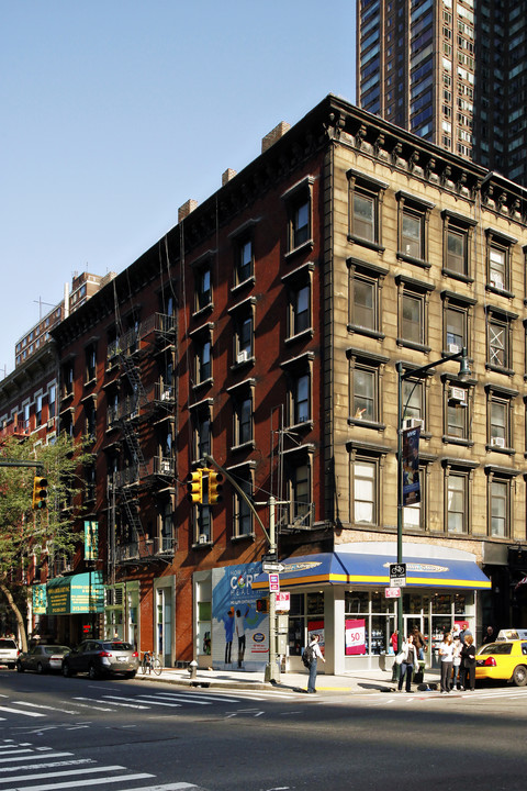 Midtown One Bedroom Rental in New York, NY - Building Photo