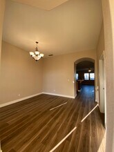 10115 Kuhn Ranch Way in Elk Grove, CA - Building Photo - Building Photo