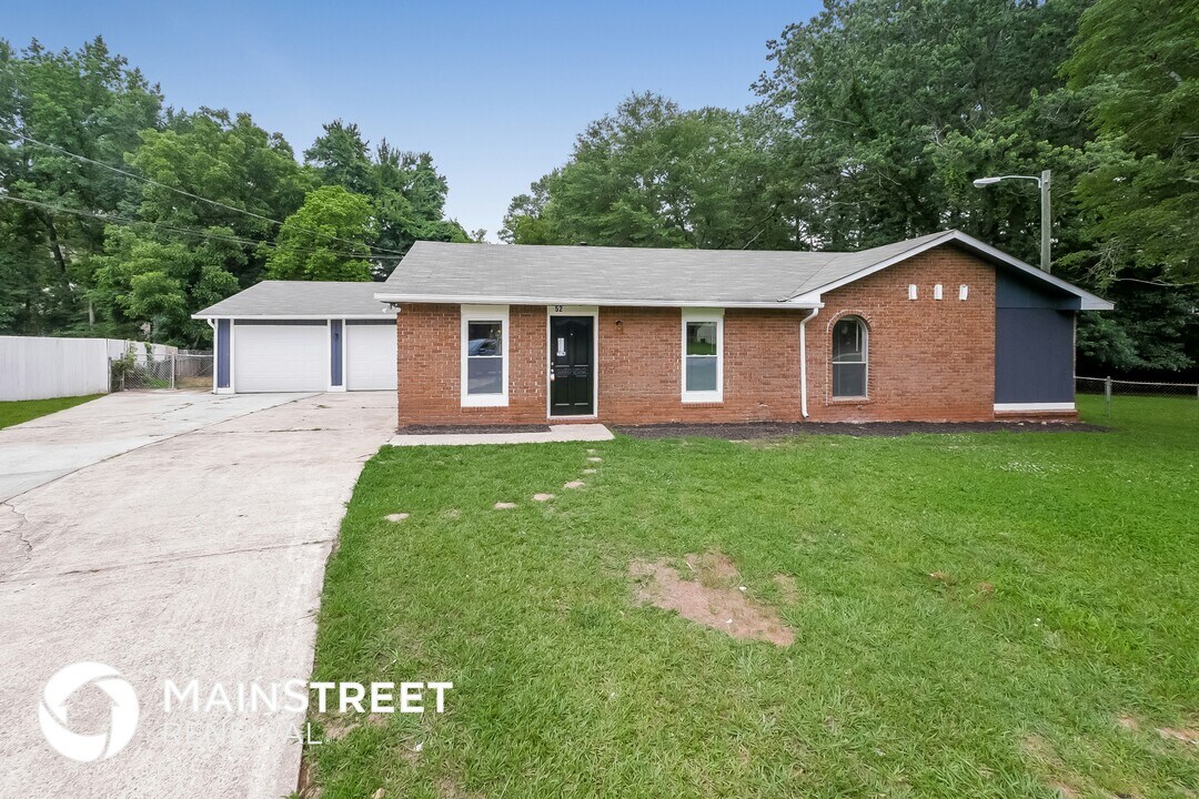 52 Andover Dr in Jonesboro, GA - Building Photo