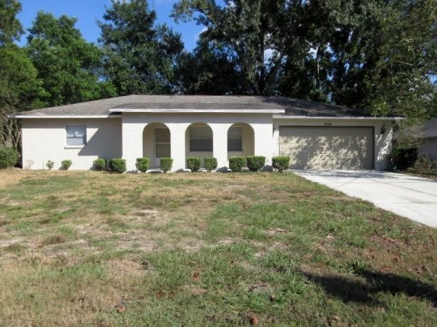 2472 Allegro Ave in Spring Hill, FL - Building Photo