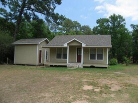 13629 Wigginsville Rd in Conroe, TX - Building Photo