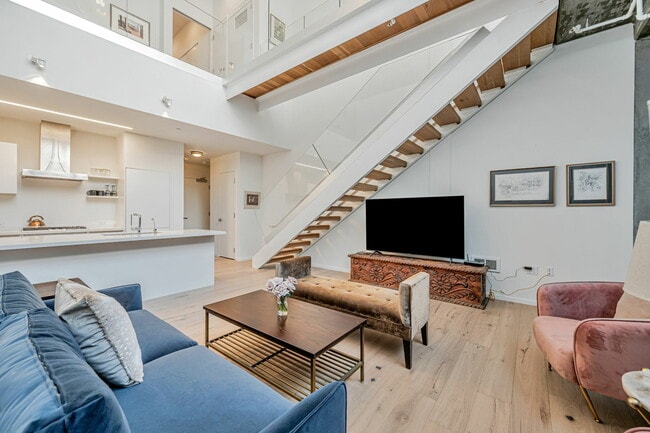 property at 450 Hayes St
