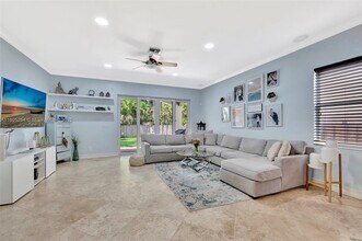853 SW 11th Ct in Fort Lauderdale, FL - Building Photo - Building Photo