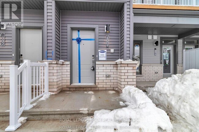 1004 Parnian Private in Ottawa, ON - Building Photo - Building Photo