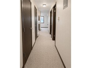 936 6th St NE in Staples, MN - Building Photo - Building Photo