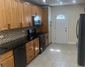 88 Smart St in Yonkers, NY - Building Photo - Building Photo