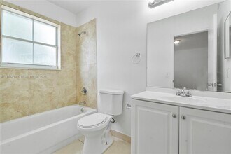 12488 SW 54th St in Miramar, FL - Building Photo - Building Photo
