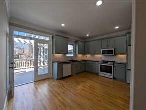 105 Selman St SE in Atlanta, GA - Building Photo - Building Photo