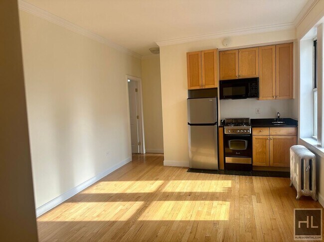 117 W 13th St