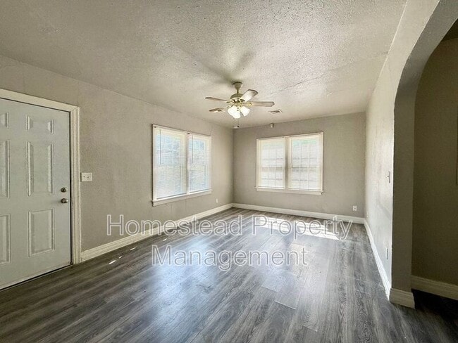1719 NE 18th St in Oklahoma City, OK - Building Photo - Building Photo