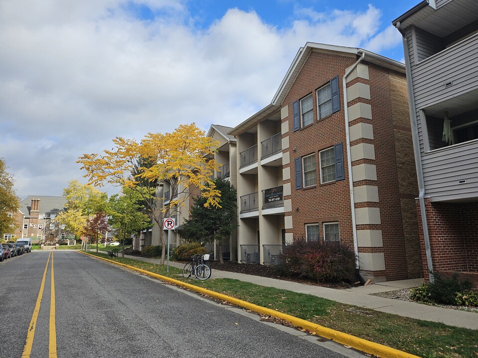 Andrew Place Commons in West Lafayette, IN - Foto de edificio