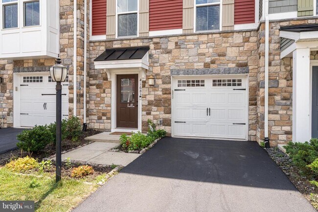 41683 Overmyer Terrace in Aldie, VA - Building Photo - Building Photo