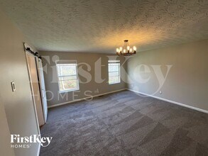 671 McCormick Ln in Cincinnati, OH - Building Photo - Building Photo