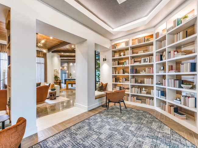 Trailhead East in Austin, TX - Foto de edificio - Building Photo