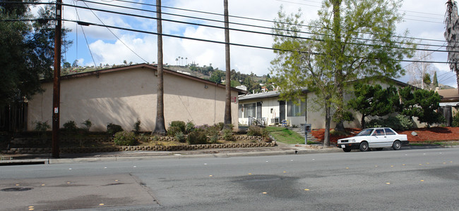 1302 N Cuyamaca St in El Cajon, CA - Building Photo - Building Photo