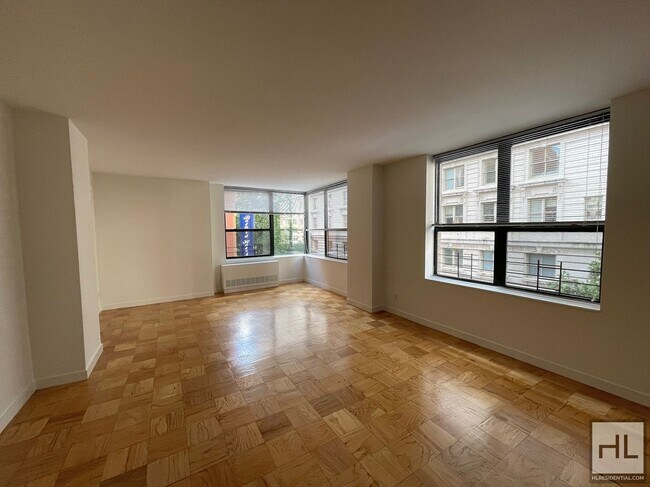 West 87th Street, Unit 4K in New York, NY - Building Photo - Building Photo