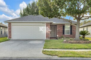 7754 Eldergrove Ln in Richmond, TX - Building Photo