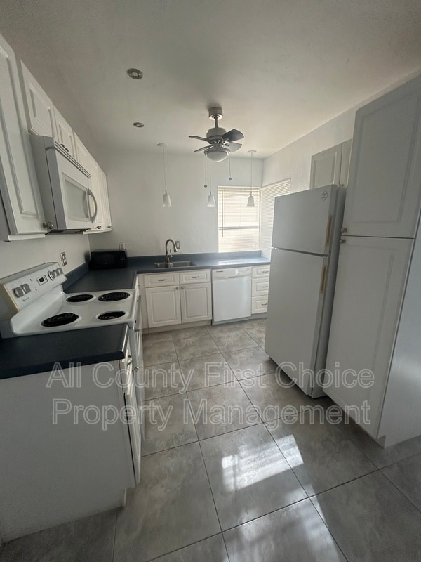 5117 28th Ave S in Gulfport, FL - Building Photo - Building Photo