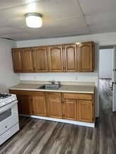 129 McGinnis Ave in Pitcairn, PA - Building Photo - Building Photo