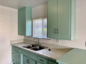 13514 Rye St in Los Angeles, CA - Building Photo - Building Photo