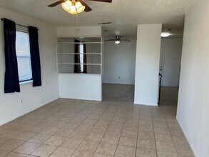 718 Michelle Dr in Copperas Cove, TX - Foto de edificio - Building Photo