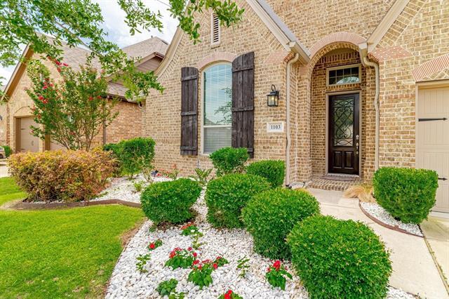 property at 1103 Somerset Cir