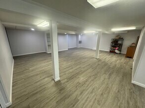 34647 Bristol Dr in Livonia, MI - Building Photo - Building Photo
