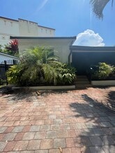 2510 SW 27th St in Miami, FL - Building Photo - Building Photo