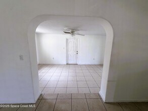 305 Edinburgh Dr in Cocoa, FL - Building Photo - Building Photo