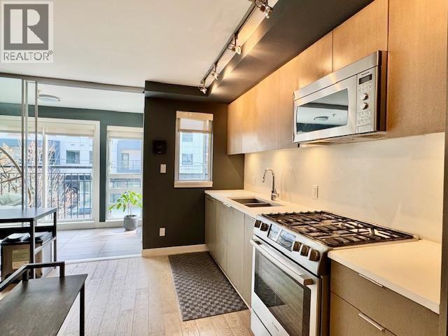 5555 Dunbar St in Vancouver, BC - Building Photo - Building Photo