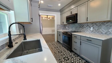 1647 Highland Ave in Melbourne, FL - Building Photo - Building Photo