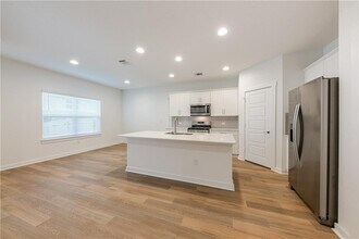 1040 Winnsboro Lp in Round Rock, TX - Foto de edificio - Building Photo