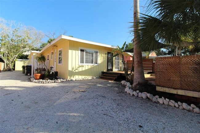 property at 5231 Calle De Costa Rica