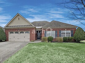 533 Callie Ave in Gallatin, TN - Building Photo