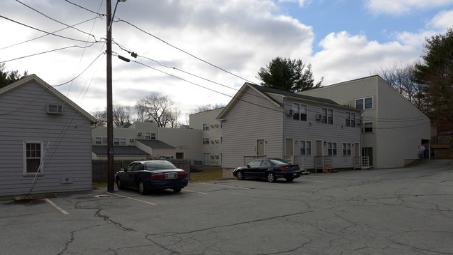 Parkview Terrace in West Warwick, RI - Foto de edificio - Building Photo