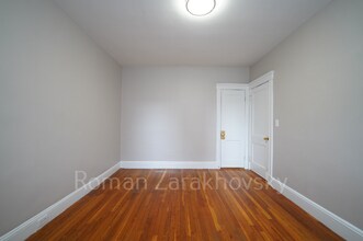 40 Quint Ave, Unit 15 in Boston, MA - Foto de edificio - Building Photo