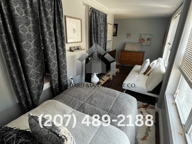 8 Valliere Ct in Skowhegan, ME - Building Photo - Building Photo