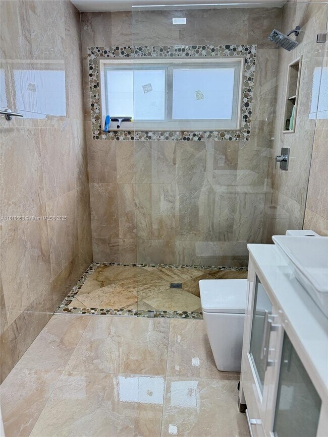 11309 SW 74th Terrace in Miami, FL - Building Photo - Building Photo