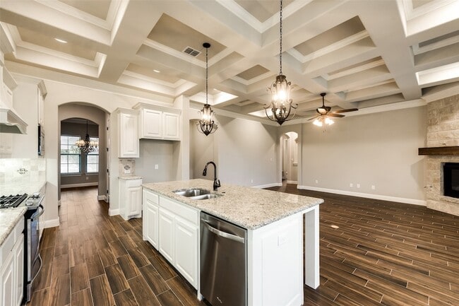 1400 Carnoustie Ct in Granbury, TX - Building Photo - Building Photo