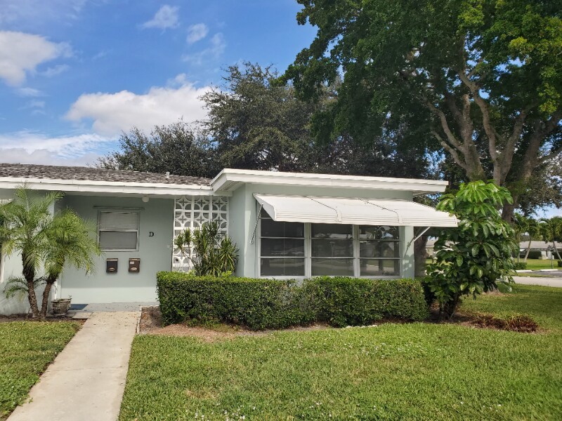 277 W High Point Ct in Delray Beach, FL - Building Photo