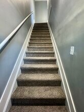 627 N Division St in Davenport, IA - Foto de edificio - Building Photo