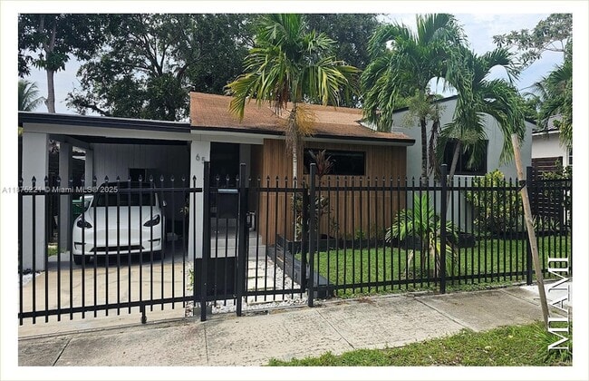 65 NE 68th St in Miami, FL - Building Photo - Building Photo