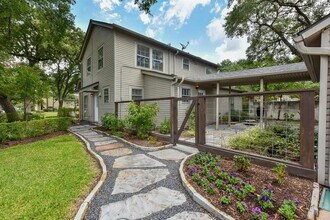 4360 Fiesta Ln in Houston, TX - Building Photo - Building Photo