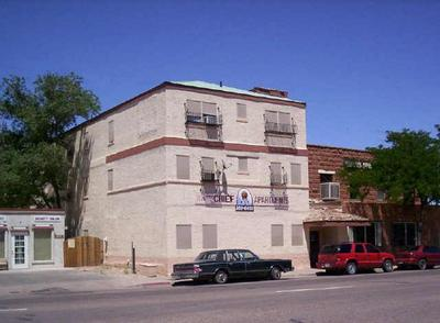 Chief Apartments in Winslow, AZ - Building Photo