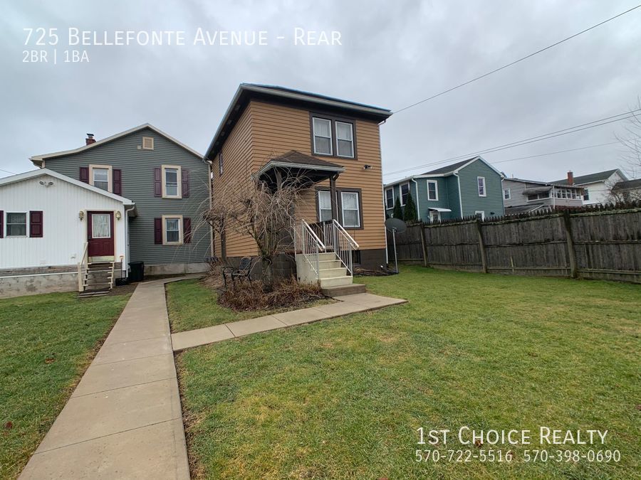 725 Bellefonte Ave in Lock Haven, PA - Building Photo