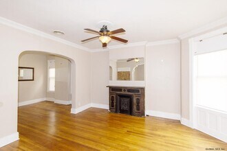 341 Madison Ave-Unit -2nd Fl in Albany, NY - Building Photo - Building Photo