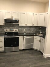4051 Powelton Ave, Unit 2A in Philadelphia, PA - Foto de edificio - Building Photo